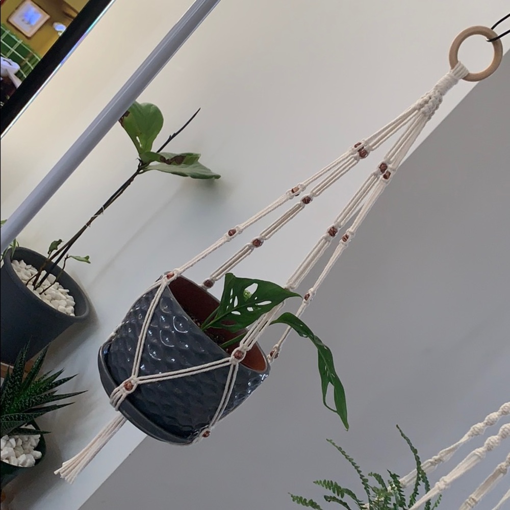 Macrame plant holder